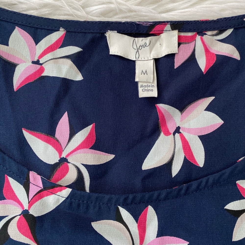 {Joie} Floral Short Sleeve Silk Blouse - Women's Medium - Picture 4 of 7